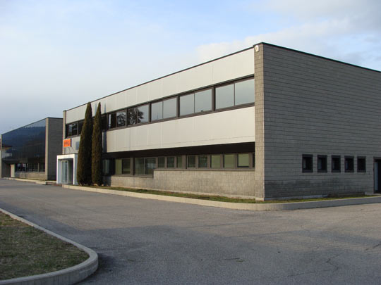 Operational headquarters and production site in Montecchia di Crosara (VR)
